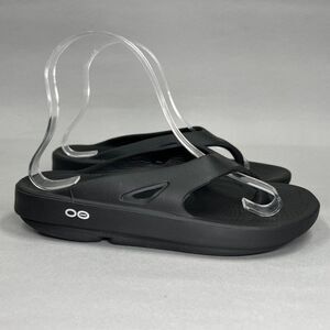 Oofos Women's Size 7 Black Original Sport‎ Flip Flop Sandals